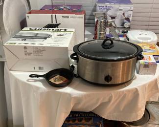 new-in-box kitchenware, Cooks slow cooker