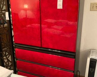 Ashley "Anita" armoire