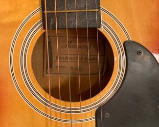 Harmony guitar