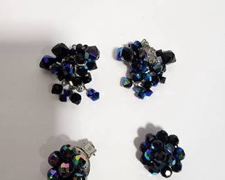 VINTAGE EARRINGS