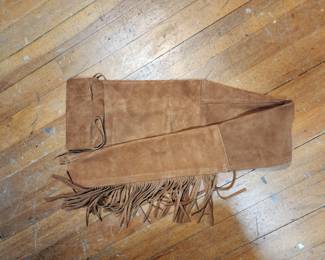 BOW AND ARROW LEATHER HOLDER