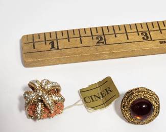 CINER BROOCHES