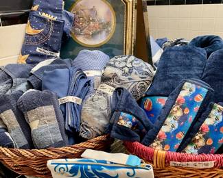 towels. This sale also has other colors including gray, brown, white, and blue green