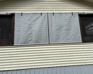 West Michigan cavas co blinds for a screened in porch. All 5 feet high
4@ 5x4’11 and 4 @ 5x 6’4 2 doors at 6’11 x2’6 paid $2,500 5 years ago