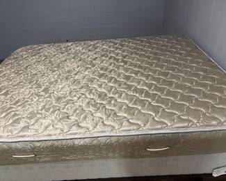 Queen mattress and box spring