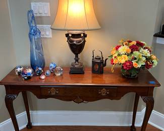 Console table, art glass, misc