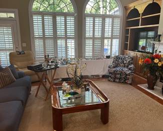 Powered recliner, upholstered chair, misc