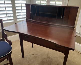 Lady's desk