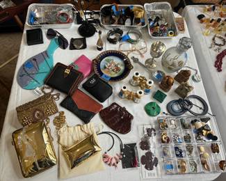 Costume jewelry, handbags, misc