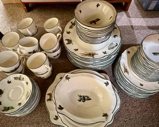 Ducks delight the table - a beautiful artful set of dishes.