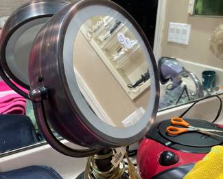 makeup mirror