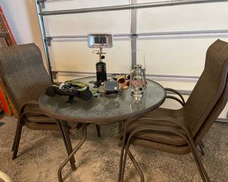 patio table w/4 chairs