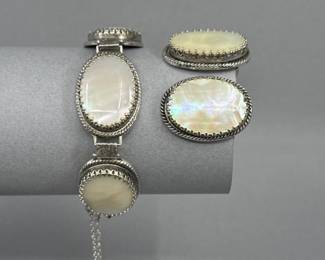 Mother of Pearl Bracelet and Earrings