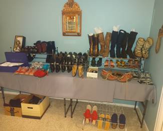 Shoe store starter kit