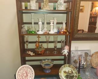Candlesticks, plates and figures