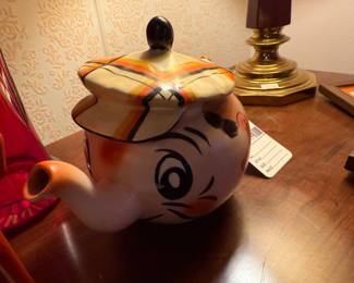 Andy Capp Teapot