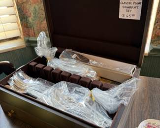 Towle Classic Plume Silverplate Set