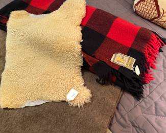 Throw Blankets