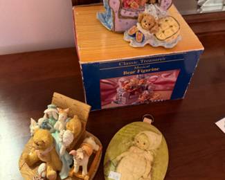Classic Treasures Bear Figurine