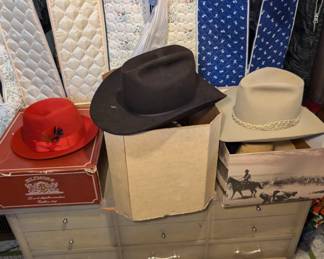 Vintage Men's Hats - Cedar Chest