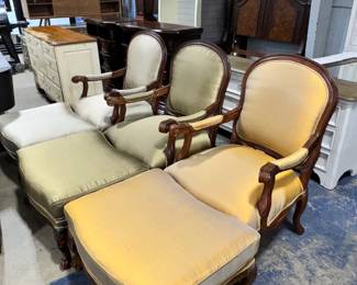Arm Chairs with Ottomans Orlando