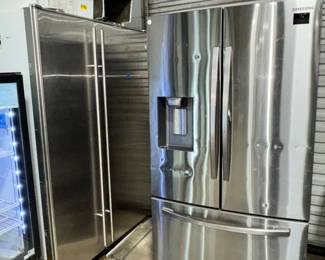 Sub Zero & Samsung Refrigerators Orlando Estate Auction