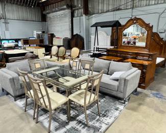 Furniture Orlando Estate Auction