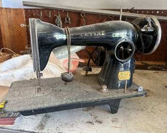 Singer Sewing Machine