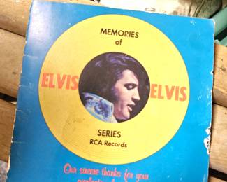 Elvis reading