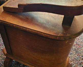 unique vintage shoe shine box