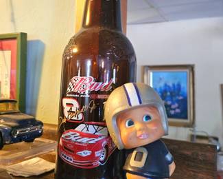 Dallas Cowboywith a drink
