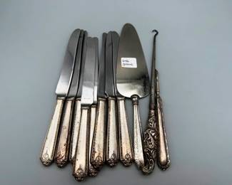 (646) total grams - sterling silver handles