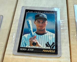 Derek Jeter sports card