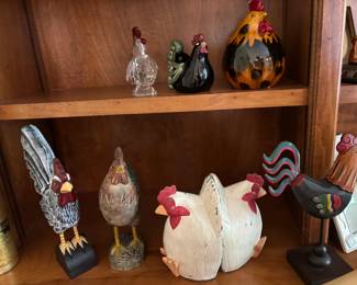 Chicken and rooster decor
