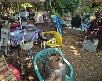 Lots of yard items