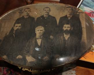 Antique original oval picture w/dome glass  great condition