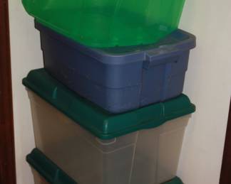 Plastic tubs