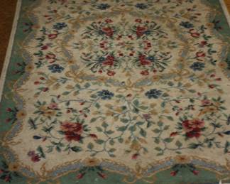 Green rug 8 x 4