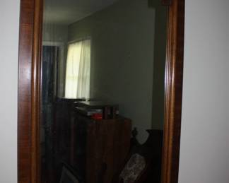 Drexel dresser w/detached mirror w/7 drawers