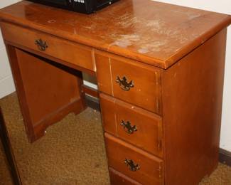 Small student desk