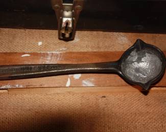 Cleveland malleable smelt cup