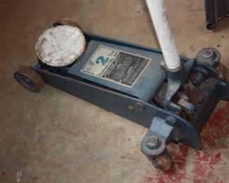 2 ton floor jack