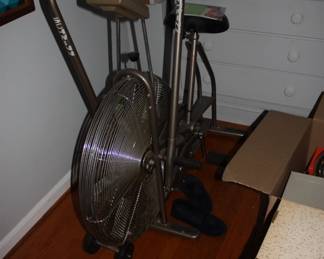 Schwinn work out bike (like new)