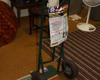 NEW  2 wheel dolly w/pneumatic tires 