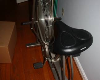 Schwinn work out bike (like new)