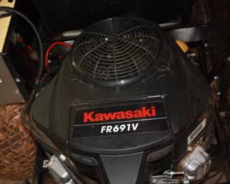 Dixie Chopper Zee-2  zero turn mower  48" deck/Kawasaki  FR691V/ 219 Hrs/ 5 years old/always garage kept/with all paper work/maintenance done every year 