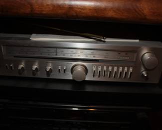 Sony Am/Fm receiver  STR-V15