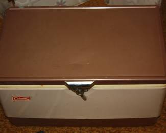 Mid century Coleman chest