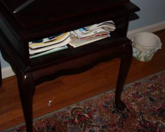 Queen Anne table 