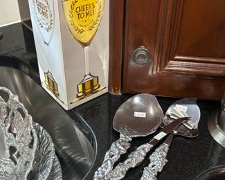 Serving Utensils 